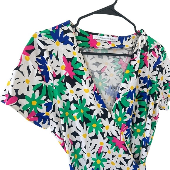 Diane Von Furstenberg Julian Floral Wrap Dress - Picture 4 of 6